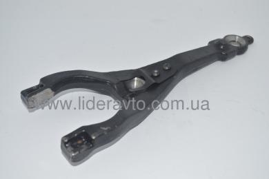 Вилка сцепления Богдан А092, Исузу MYY5T  14 шл . (8972553030)