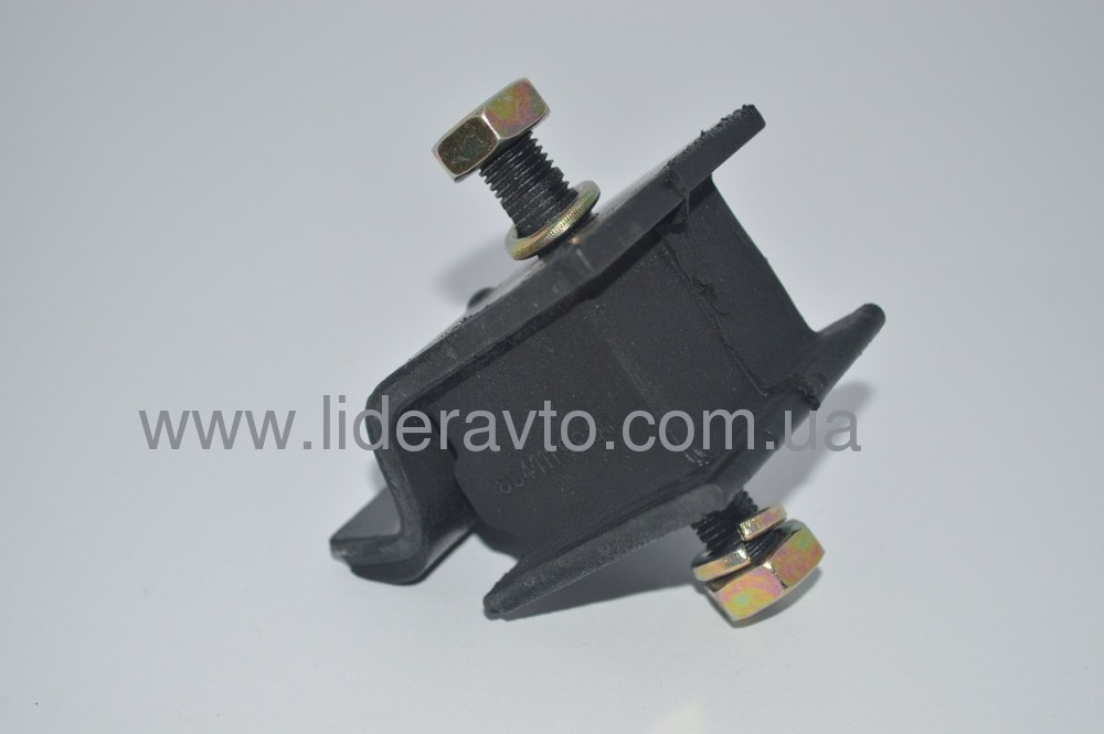 Подушка КПП БОГДАН Isuzu  MYY5T/MXA5R АТАМАН 8941119031 