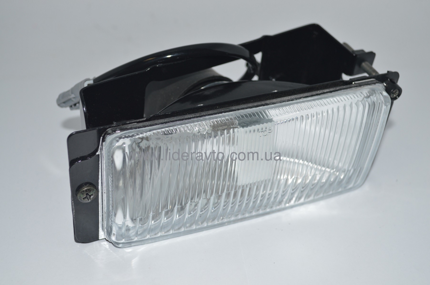 Фара противотуманная ISUZU NQR 71/70/75 (противотуманка) левая 8980540051, 8973539551 