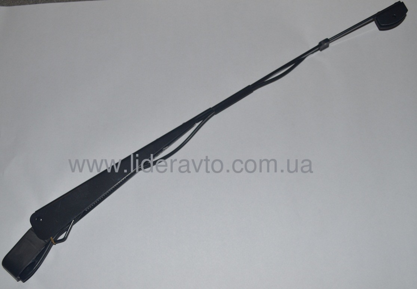 Рычаг щетки стеклоочистителя правый БОГДАН А-091/А-092, Ataman Е-3/Е-4/Е-5 АРКО ФА320200001