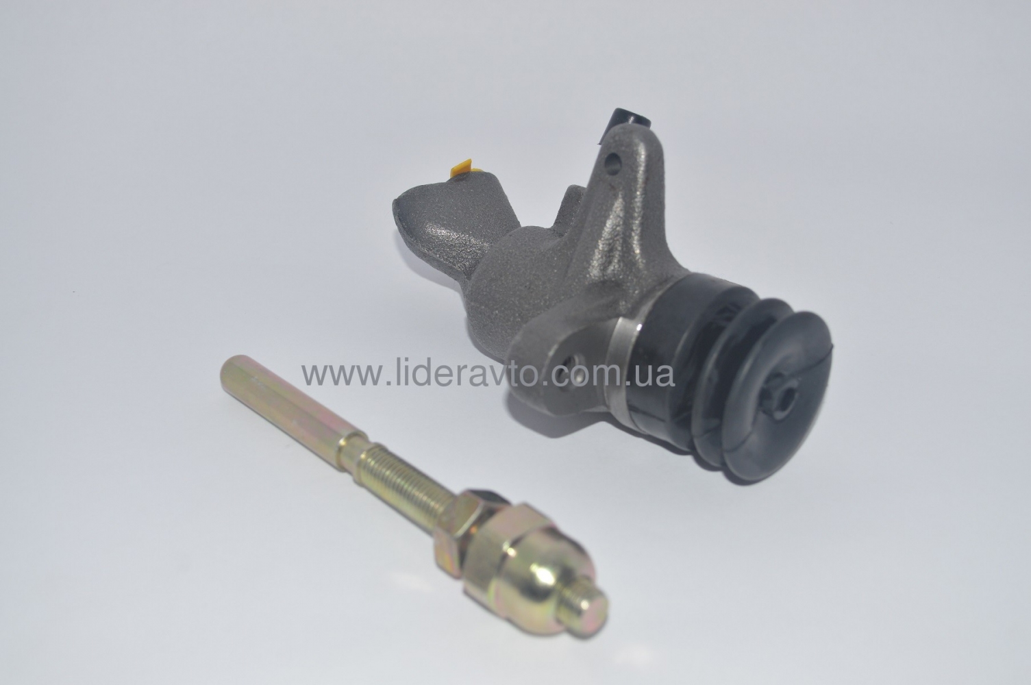 Циліндр зчеплення робочий Isuzu NQR70/NQR71 БОГДАН А-091/А-092, 8980047800, 8980047801