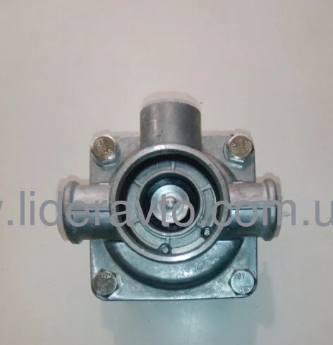 Клапан ускорительный (распределительный )ТАТА 613, ЭТАЛОН , I-VAN БАЗ