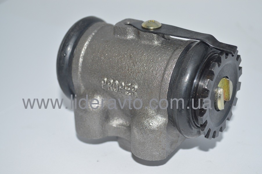 Цилиндр тормозной БОГДАН А-091, ISUZU NQR71/70/75 задний левый E-18973322240