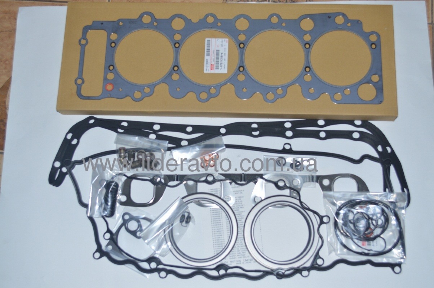 Прокладки двигателя ISUZU 4HG1-T , Богдан А-092 набор ISUZU оригинал  5878173400