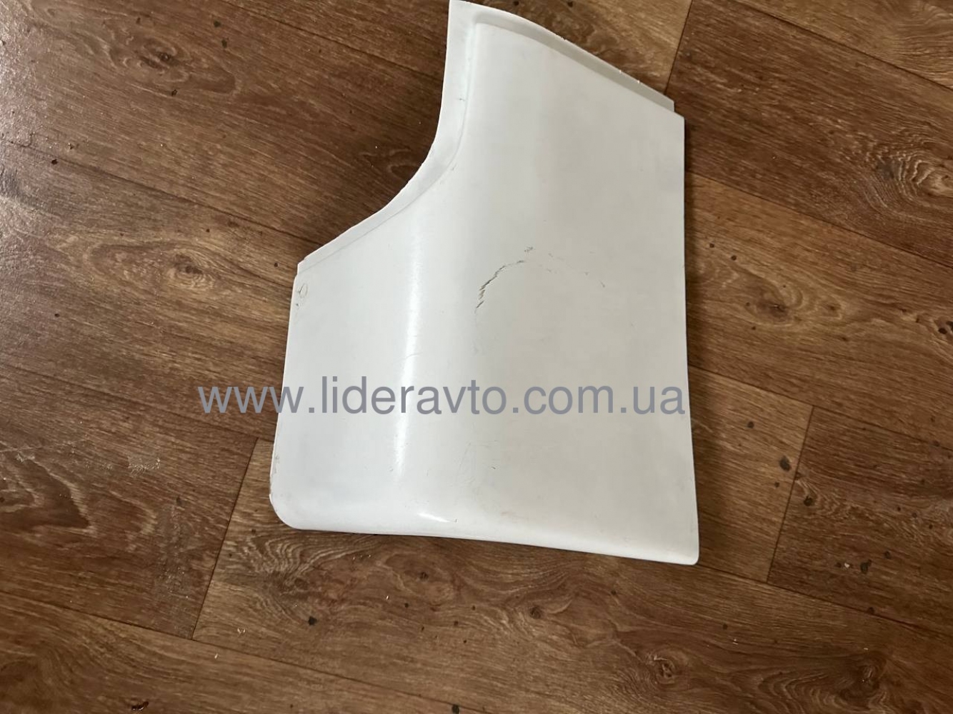 Бампер БОГДАН А-093 АТАМАН 4НК1 передній лівий