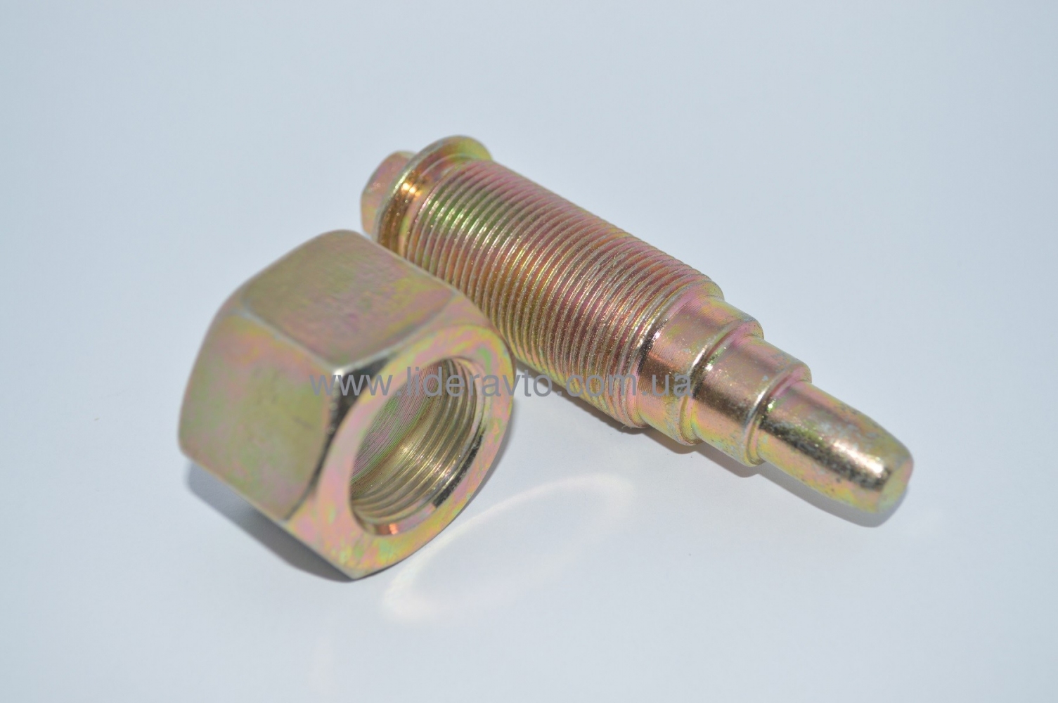 Винт регулировки оси двери нижний ЭТАЛОН I-VAN БАЗ с гайкой А091-6106239 