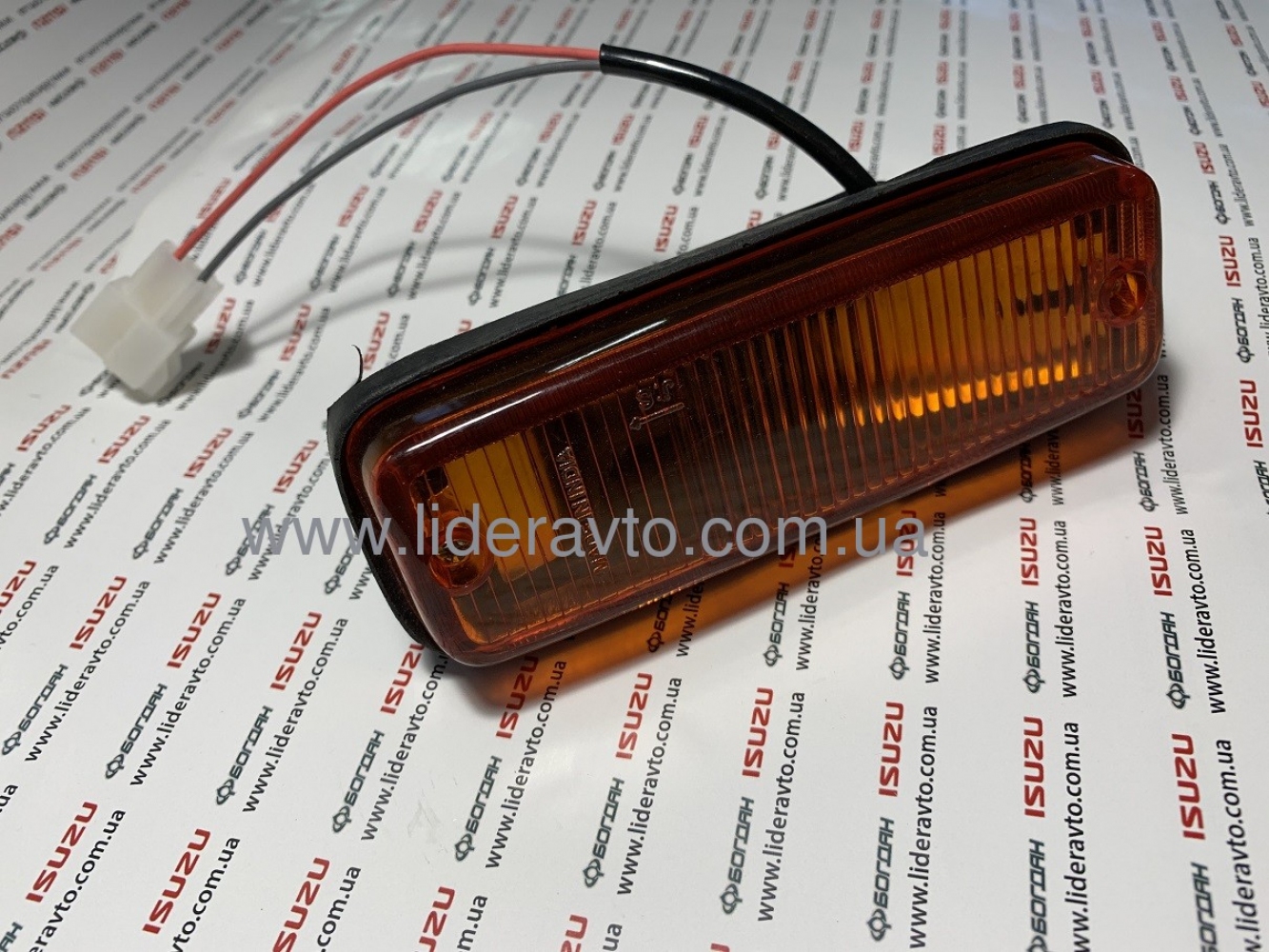 Повторитель поворотов ТАТА-613 264354400133/264154400139