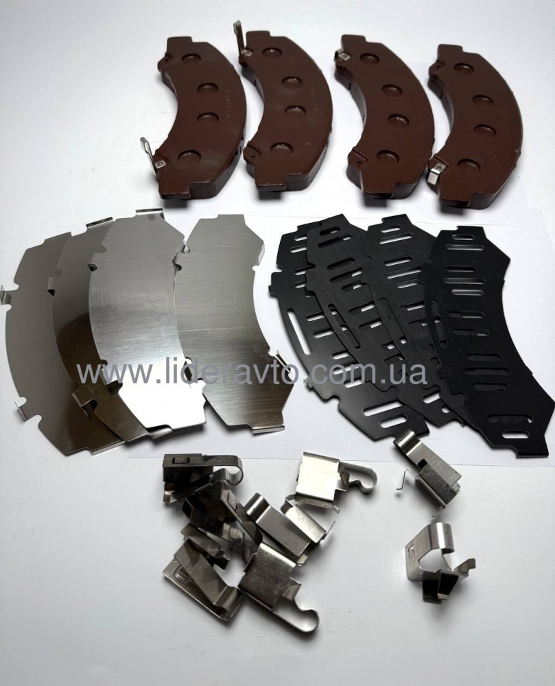 Колодки тормозные (дисковые тормоза) Ataman Е-3/Е-4/Е-5, ISUZU NQR90/NPR75 с пластинами 8982169260 