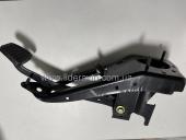 Педаль зчеплення з кронштейном ISUZU БОГДАН АТАМАН 8978989723