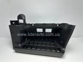 Подножка кабины  ISUZU NQR71/NQR70 левая пластик 8979978540