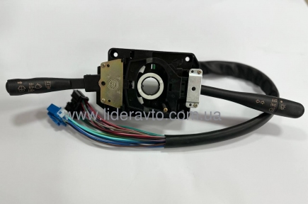 Переключатель поворотов и света  ISUZU, БОГДАН 8973835170