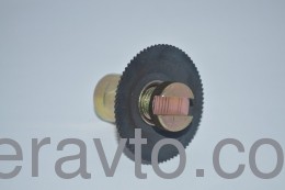 Трещотка цилиндра тормозного ISUZU 4HG1/4HG1-T БОГДАН  с винтом правая 