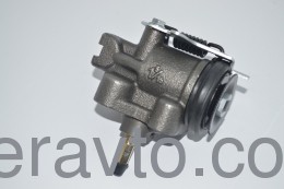 Цилиндр тормозной Isuzu NQR 71 Богдан А-092 с ABS передний L с прокачкой 