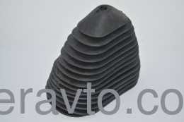 Пыльник кулисы КПП ISUZU  NQR71/NQR75 БОГДАН АТАМАН 8970662872